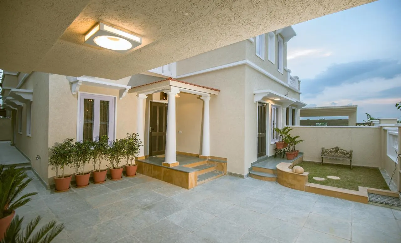 ***  Zade Mount View Bed & Breakfast Udaipur India